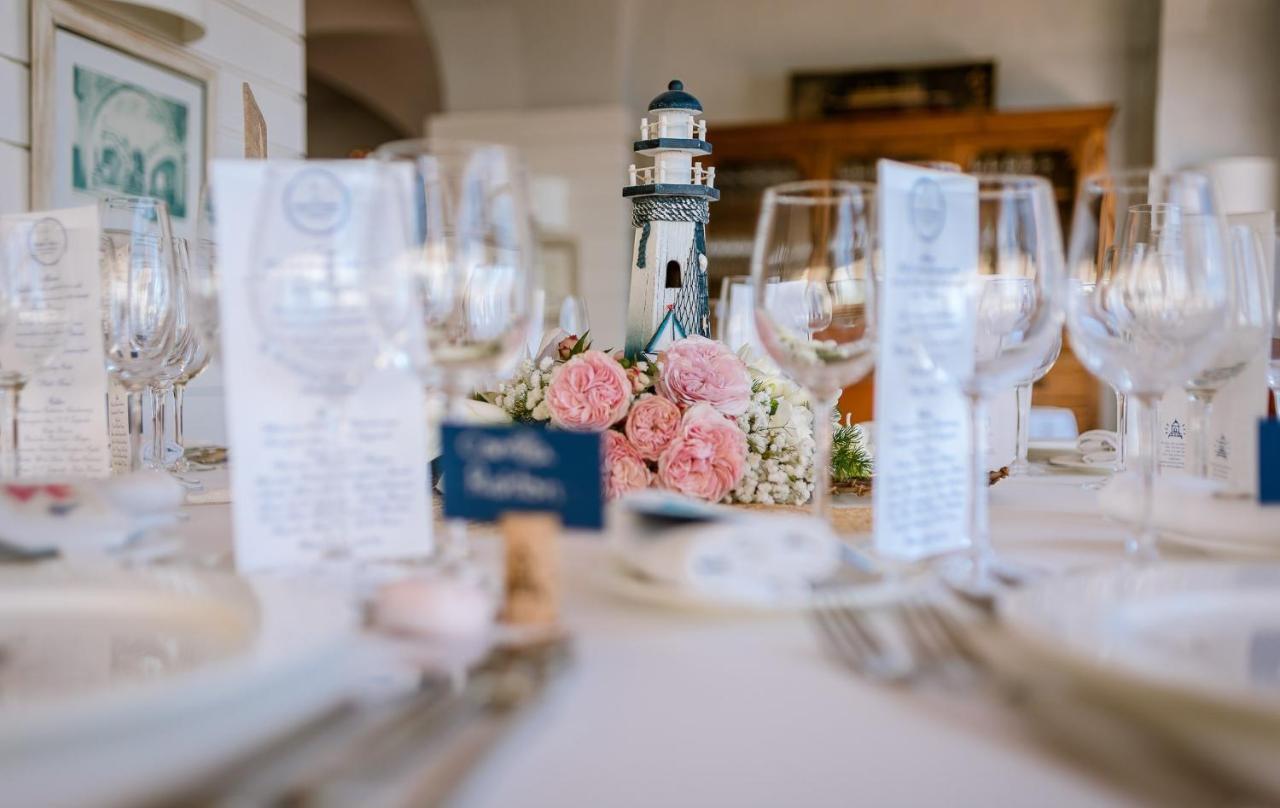 יפראנק El Far Hotel Restaurant מראה חיצוני תמונה