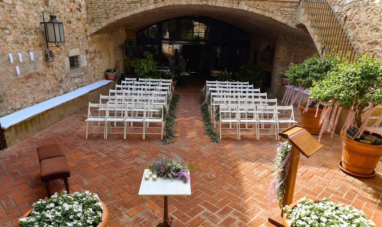 יפראנק El Far Hotel Restaurant מראה חיצוני תמונה