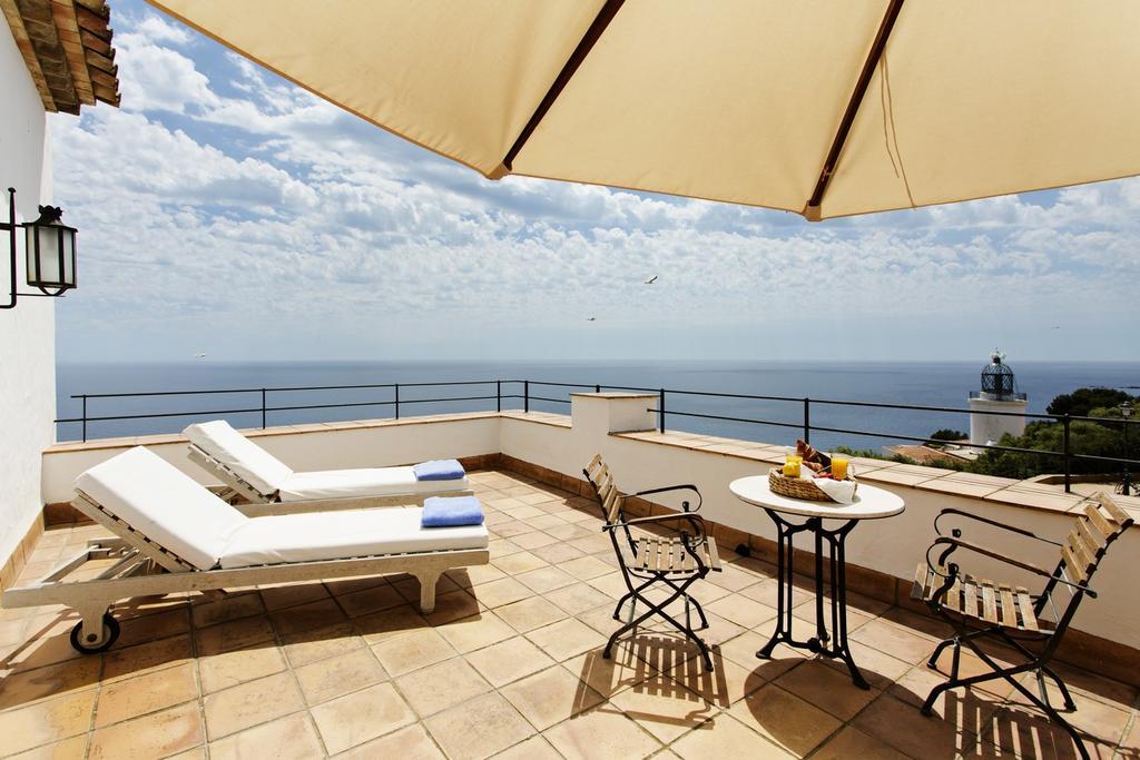 יפראנק El Far Hotel Restaurant מראה חיצוני תמונה
